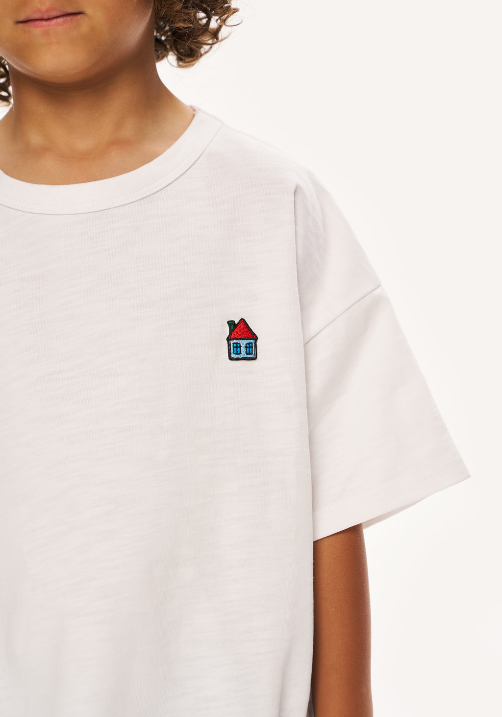 happy home tee - white